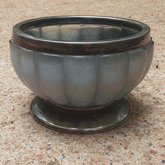 🦋🏵️🦋Hand Painted Antique Glass Candy Dish - Picture 2 of 7